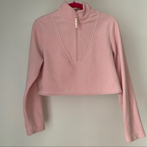 Sweaters - Cropped fleece top 🎀